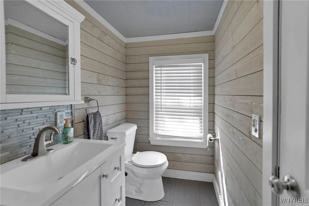 3708 Lockport Olcott Road, Newfane, New York 14094, Newfane, New York 14094, 3 Bedrooms Bedrooms, 8 Rooms Rooms,2 BathroomsBathrooms,Residential,For Sale,3708 Lockport Olcott Road, Newfane, New York 14094,0,B1635396