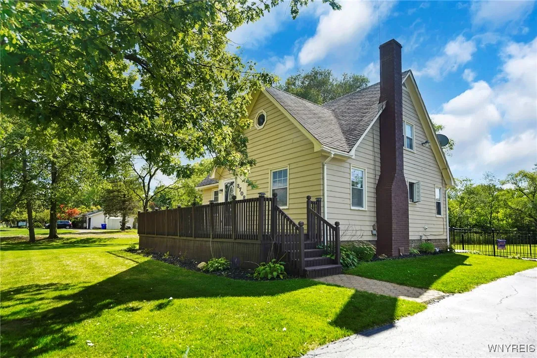 3708 Lockport Olcott Road, Newfane, New York 14094, Newfane, New York 14094, 3 Bedrooms Bedrooms, 8 Rooms Rooms,2 BathroomsBathrooms,Residential,For Sale,3708 Lockport Olcott Road, Newfane, New York 14094,0,B1635396