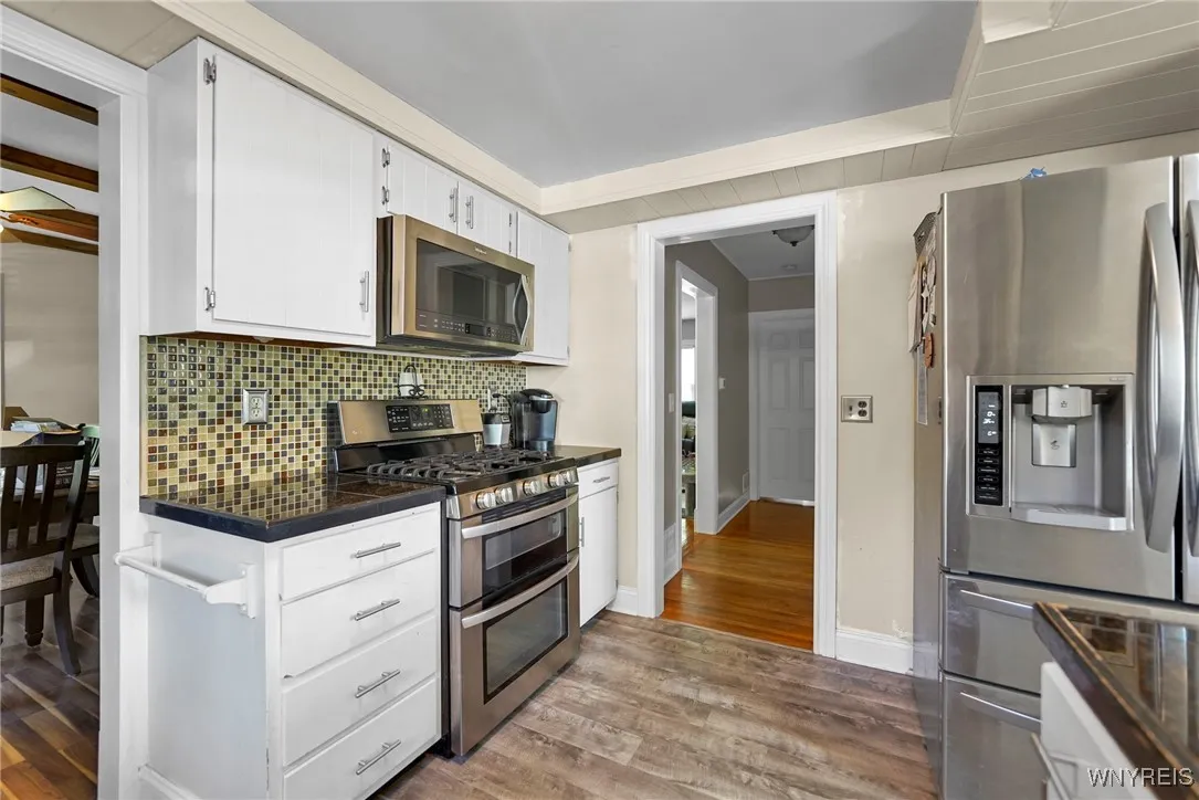 3708 Lockport Olcott Road, Newfane, New York 14094, Newfane, New York 14094, 3 Bedrooms Bedrooms, 8 Rooms Rooms,2 BathroomsBathrooms,Residential,For Sale,3708 Lockport Olcott Road, Newfane, New York 14094,0,B1635396