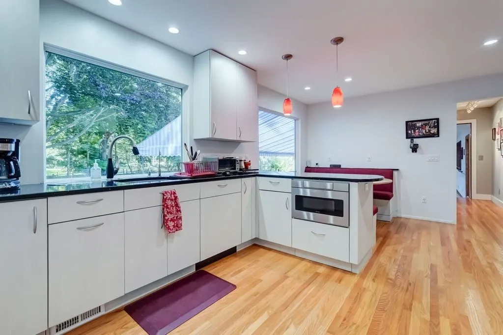 38 Green Valley Road, Perinton, New York 14534, Perinton, New York 14534, 4 Bedrooms Bedrooms, 9 Rooms Rooms,3 BathroomsBathrooms,Residential,Closed,38 Green Valley Road, Perinton, New York 14534,0,R1633863