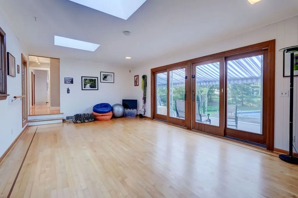 38 Green Valley Road, Perinton, New York 14534, Perinton, New York 14534, 4 Bedrooms Bedrooms, 9 Rooms Rooms,3 BathroomsBathrooms,Residential,Closed,38 Green Valley Road, Perinton, New York 14534,0,R1633863