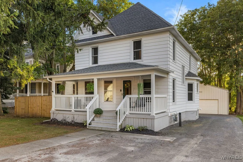 1666 Lockport Street, Newfane, New York 14028, Newfane, New York 14028, 4 Bedrooms Bedrooms, 8 Rooms Rooms,1 BathroomBathrooms,Residential,Closed,1666 Lockport Street, Newfane, New York 14028,0,B1635307