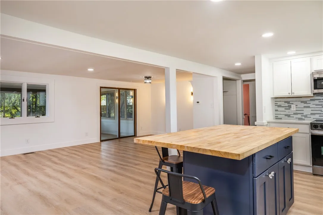 894 Middle Road, Veteran, New York 14845, Veteran, New York 14845, 3 Bedrooms Bedrooms, 7 Rooms Rooms,2 BathroomsBathrooms,Residential,Closed,894 Middle Road, Veteran, New York 14845,0,R1635200