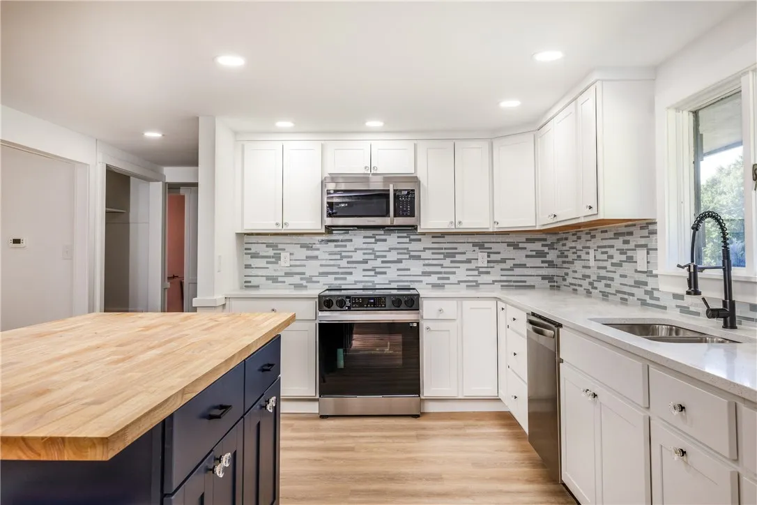 894 Middle Road, Veteran, New York 14845, Veteran, New York 14845, 3 Bedrooms Bedrooms, 7 Rooms Rooms,2 BathroomsBathrooms,Residential,Closed,894 Middle Road, Veteran, New York 14845,0,R1635200