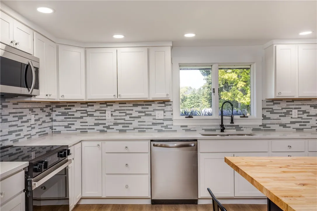 894 Middle Road, Veteran, New York 14845, Veteran, New York 14845, 3 Bedrooms Bedrooms, 7 Rooms Rooms,2 BathroomsBathrooms,Residential,Closed,894 Middle Road, Veteran, New York 14845,0,R1635200