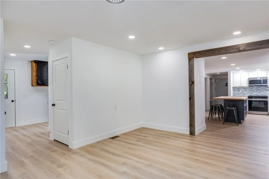894 Middle Road, Veteran, New York 14845, Veteran, New York 14845, 3 Bedrooms Bedrooms, 7 Rooms Rooms,2 BathroomsBathrooms,Residential,Closed,894 Middle Road, Veteran, New York 14845,0,R1635200