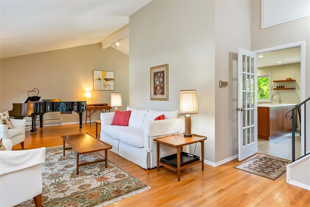 389 Washington Street, Ogden, New York 14559, Ogden, New York 14559, 4 Bedrooms Bedrooms, 10 Rooms Rooms,2 BathroomsBathrooms,Residential,Closed,389 Washington Street, Ogden, New York 14559,0,R1635436