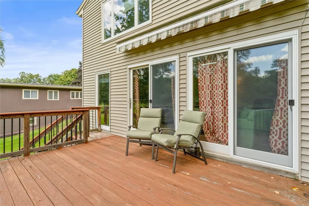 389 Washington Street, Ogden, New York 14559, Ogden, New York 14559, 4 Bedrooms Bedrooms, 10 Rooms Rooms,2 BathroomsBathrooms,Residential,Closed,389 Washington Street, Ogden, New York 14559,0,R1635436