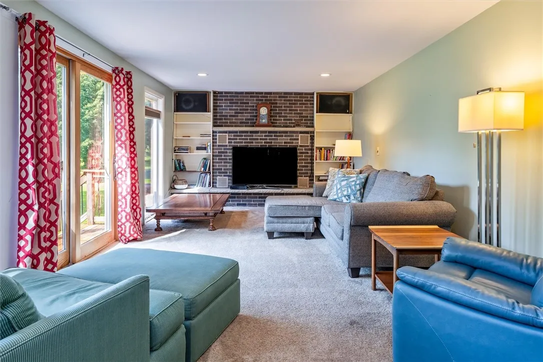 389 Washington Street, Ogden, New York 14559, Ogden, New York 14559, 4 Bedrooms Bedrooms, 10 Rooms Rooms,2 BathroomsBathrooms,Residential,Closed,389 Washington Street, Ogden, New York 14559,0,R1635436