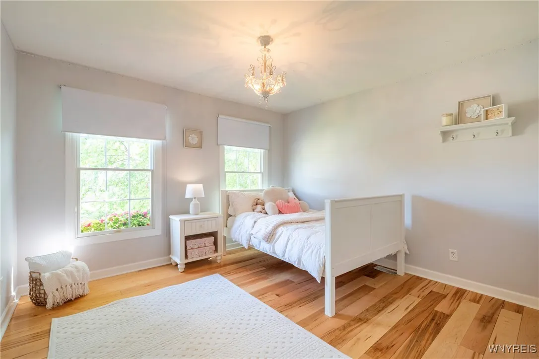 5627 Marthas Vineyard, Clarence, New York 14032, Clarence, New York 14032, 6 Bedrooms Bedrooms, 10 Rooms Rooms,3 BathroomsBathrooms,Residential,For Sale,5627 Marthas Vineyard, Clarence, New York 14032,0,B1635309
