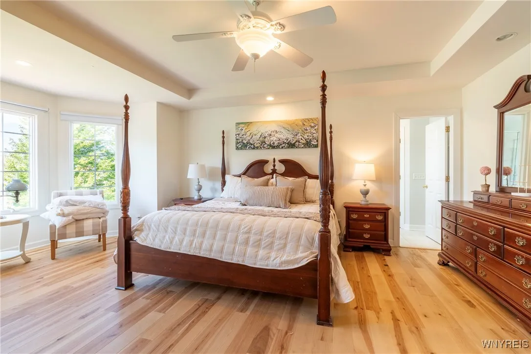 5627 Marthas Vineyard, Clarence, New York 14032, Clarence, New York 14032, 6 Bedrooms Bedrooms, 10 Rooms Rooms,3 BathroomsBathrooms,Residential,For Sale,5627 Marthas Vineyard, Clarence, New York 14032,0,B1635309