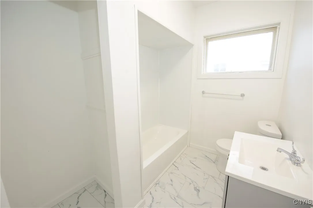 116 Culbert Street, Syracuse, New York 13208, Syracuse, New York 13208, 2 Bedrooms Bedrooms, ,2 BathroomsBathrooms,Residential,Closed,116 Culbert Street, Syracuse, New York 13208,0,S1634640