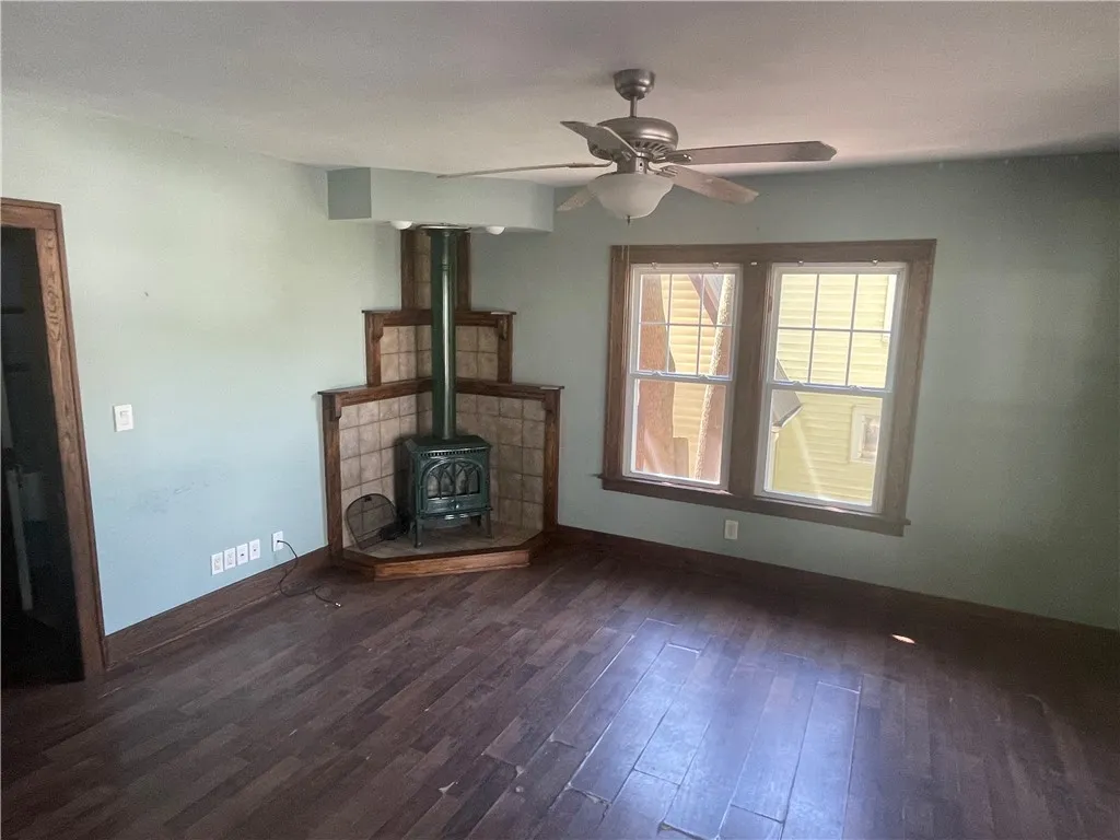 6 Chester Street, Oneonta, New York 13820, Oneonta, New York 13820, 3 Bedrooms Bedrooms, 5 Rooms Rooms,1 BathroomBathrooms,Residential,Closed,6 Chester Street, Oneonta, New York 13820,0,R1635531