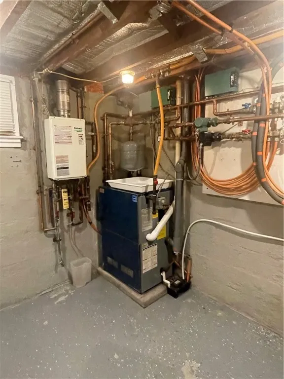 6 Chester Street, Oneonta, New York 13820, Oneonta, New York 13820, 3 Bedrooms Bedrooms, 5 Rooms Rooms,1 BathroomBathrooms,Residential,Closed,6 Chester Street, Oneonta, New York 13820,0,R1635531