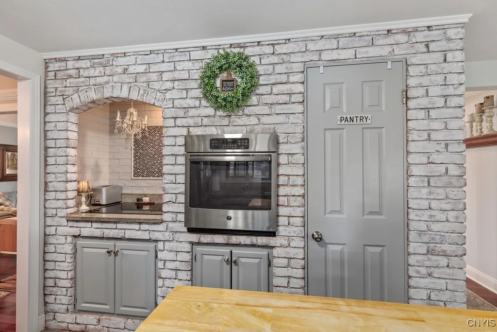 7504 Meadow Wood Drive, Clay, New York 13212, Clay, New York 13212, 3 Bedrooms Bedrooms, 12 Rooms Rooms,2 BathroomsBathrooms,Residential,Closed,7504 Meadow Wood Drive, Clay, New York 13212,0,S1635144