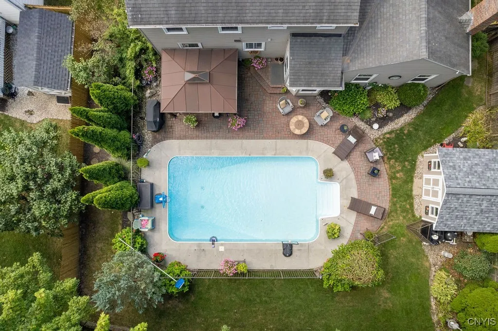 7504 Meadow Wood Drive, Clay, New York 13212, Clay, New York 13212, 3 Bedrooms Bedrooms, 12 Rooms Rooms,2 BathroomsBathrooms,Residential,Closed,7504 Meadow Wood Drive, Clay, New York 13212,0,S1635144