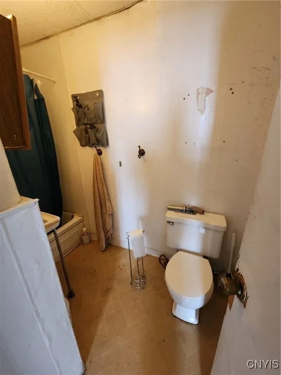 600 2nd Street, Salina, New York 13088, Salina, New York 13088, 4 Bedrooms Bedrooms, ,2 BathroomsBathrooms,Residential,For Sale,600 2nd Street, Salina, New York 13088,0,S1629937