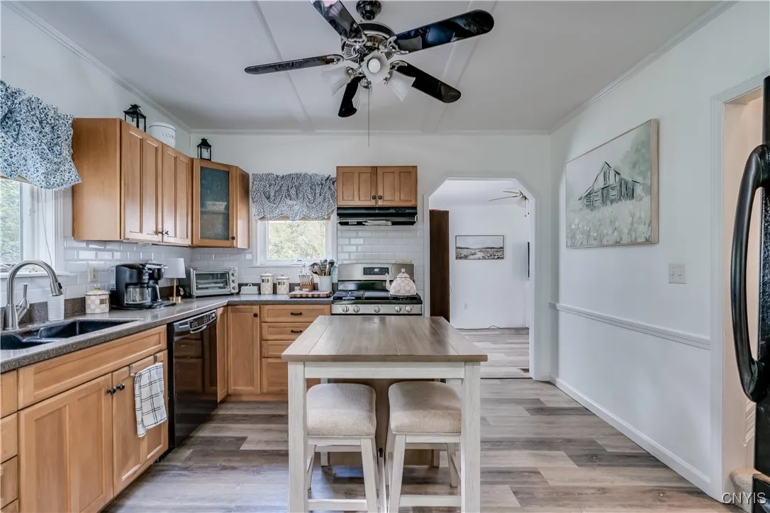 443 Flower Avenue East, Watertown City, New York 1, Watertown City, New York 13601, 3 Bedrooms Bedrooms, 6 Rooms Rooms,1 BathroomBathrooms,Residential,Closed,443 Flower Avenue East, Watertown City, New York 1,0,S1635133