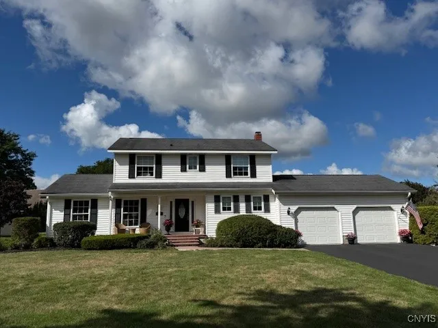 4 Bedrooms, 2.5 baths