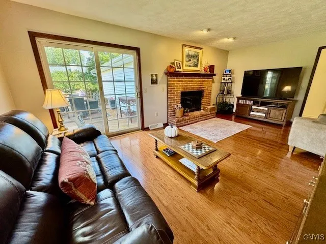 101 Cedarcrest Lane, Oneida, New York 13421, Oneida, New York 13421, 4 Bedrooms Bedrooms, 11 Rooms Rooms,2 BathroomsBathrooms,Residential,Closed,101 Cedarcrest Lane, Oneida, New York 13421,0,S1632171