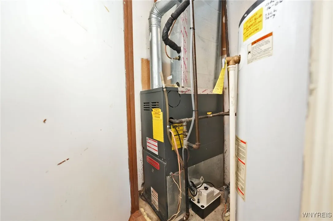 22 Parkview Court, Lancaster, New York 14086, Lancaster, New York 14086, 2 Bedrooms Bedrooms, 6 Rooms Rooms,1 BathroomBathrooms,Residential,Closed,22 Parkview Court, Lancaster, New York 14086,0,B1635534