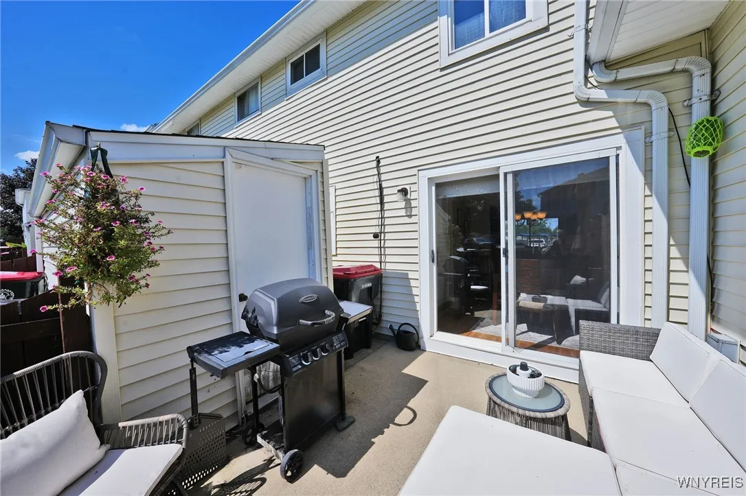 22 Parkview Court, Lancaster, New York 14086, Lancaster, New York 14086, 2 Bedrooms Bedrooms, 6 Rooms Rooms,1 BathroomBathrooms,Residential,Closed,22 Parkview Court, Lancaster, New York 14086,0,B1635534