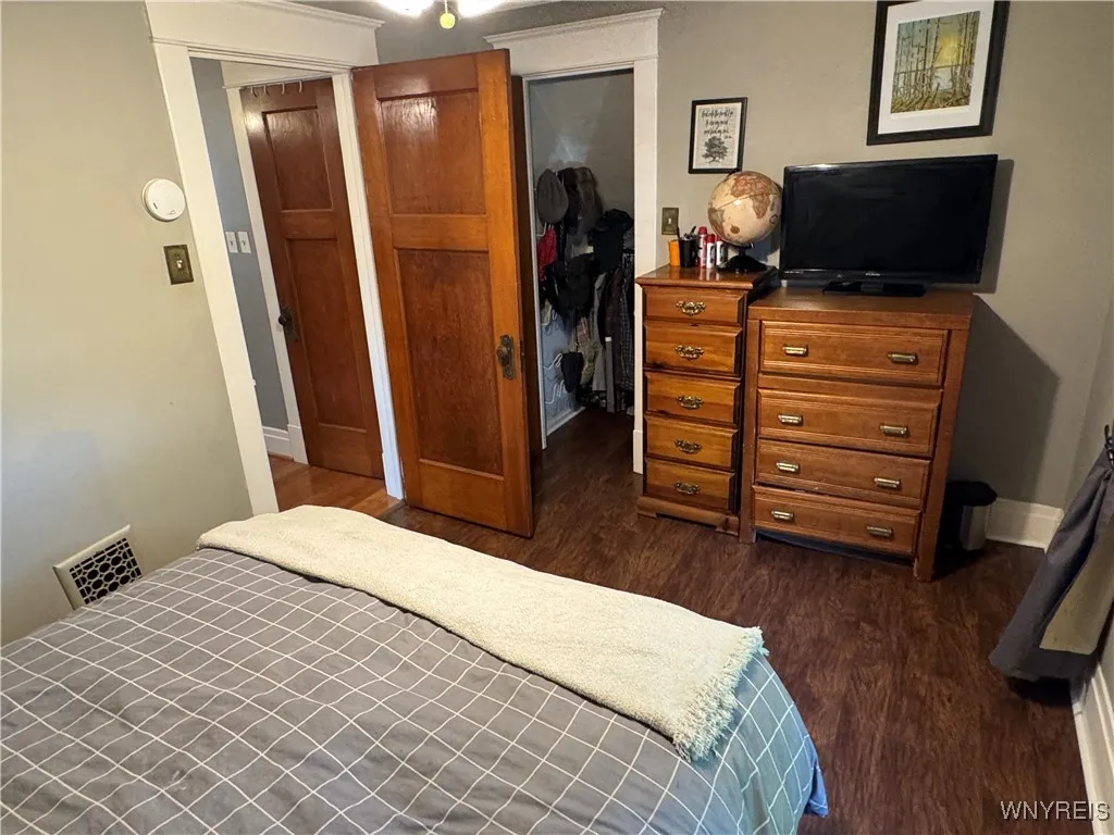 126 Como Avenue, Buffalo, New York 14220, Buffalo, New York 14220, 3 Bedrooms Bedrooms, 8 Rooms Rooms,1 BathroomBathrooms,Residential,Closed,126 Como Avenue, Buffalo, New York 14220,0,B1635620