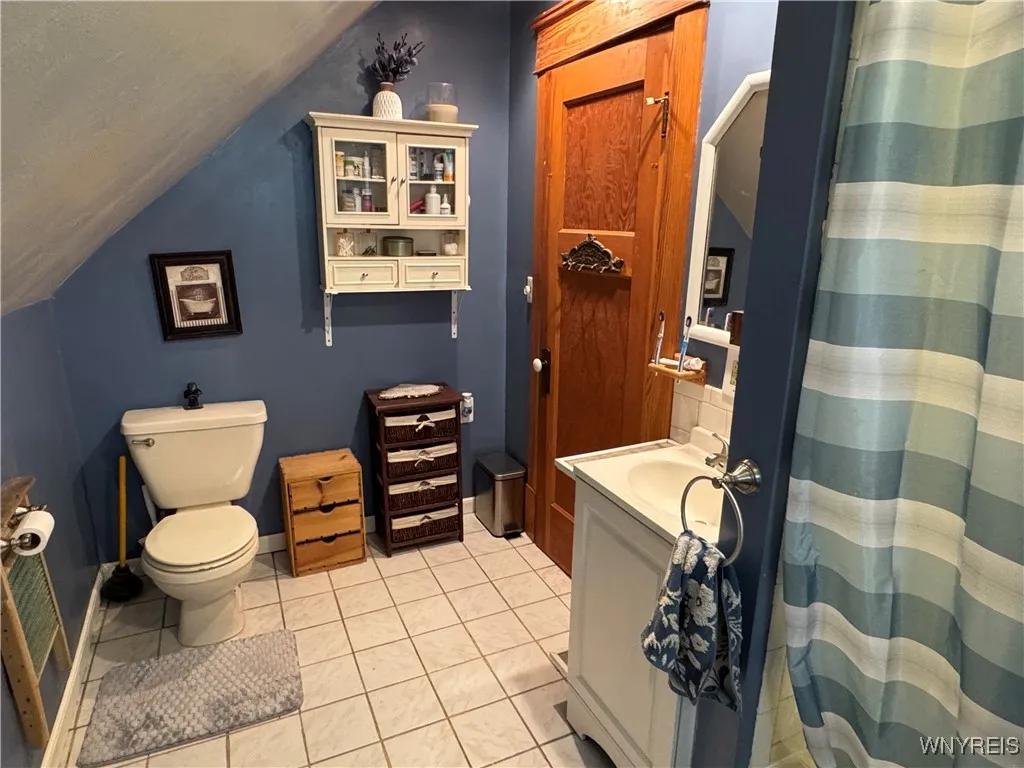 126 Como Avenue, Buffalo, New York 14220, Buffalo, New York 14220, 3 Bedrooms Bedrooms, 8 Rooms Rooms,1 BathroomBathrooms,Residential,Closed,126 Como Avenue, Buffalo, New York 14220,0,B1635620