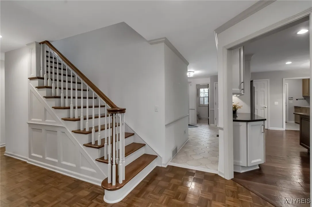 8293 Parliament Cir, Clarence, New York 14051, Clarence, New York 14051, 2 Bedrooms Bedrooms, 7 Rooms Rooms,2 BathroomsBathrooms,Residential,For Sale,8293 Parliament Cir, Clarence, New York 14051,0,B1635639