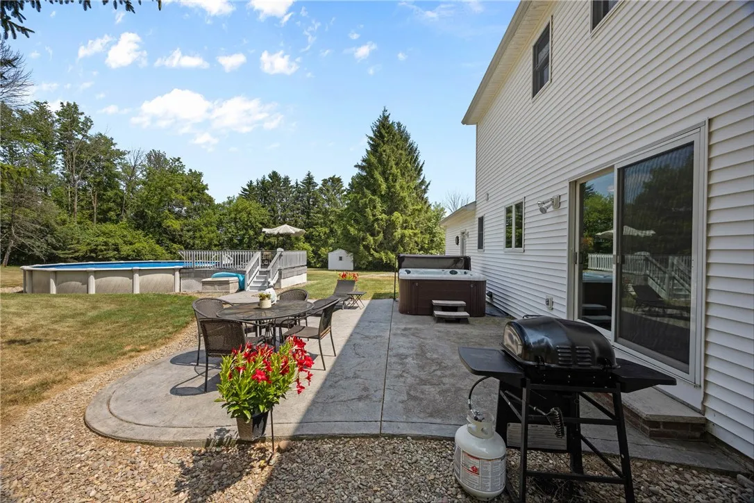3997 Dean Road, Marion, New York 14505, Marion, New York 14505, 3 Bedrooms Bedrooms, 7 Rooms Rooms,2 BathroomsBathrooms,Residential,For Sale,3997 Dean Road, Marion, New York 14505,0,R1635564
