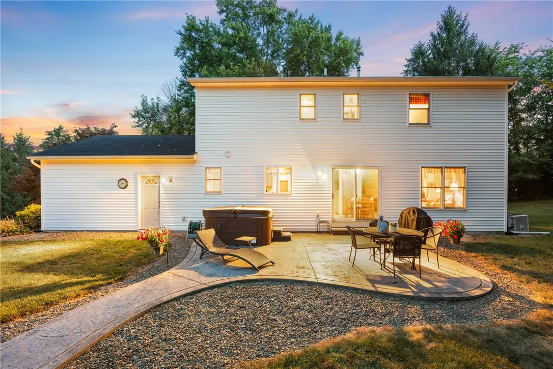 3997 Dean Road, Marion, New York 14505, Marion, New York 14505, 3 Bedrooms Bedrooms, 7 Rooms Rooms,2 BathroomsBathrooms,Residential,For Sale,3997 Dean Road, Marion, New York 14505,0,R1635564