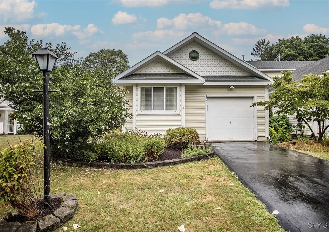 201 Timber Ridge Drive, Camillus, New York 13031, Camillus, New York 13031, 3 Bedrooms Bedrooms, 7 Rooms Rooms,3 BathroomsBathrooms,Residential,Closed,201 Timber Ridge Drive, Camillus, New York 13031,0,S1635713