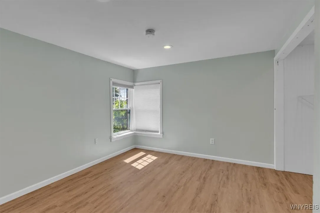 4420 Barton Road, Clarence, New York 14031, Clarence, New York 14031, 3 Bedrooms Bedrooms, 7 Rooms Rooms,2 BathroomsBathrooms,Residential,For Sale,4420 Barton Road, Clarence, New York 14031,0,B1621632