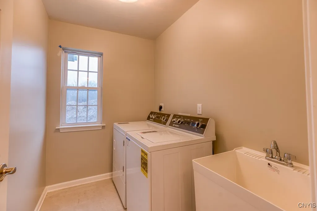 8195 Rachel Court, Clay, New York 13027, Clay, New York 13027, 2 Bedrooms Bedrooms, 6 Rooms Rooms,2 BathroomsBathrooms,Residential,For Sale,8195 Rachel Court, Clay, New York 13027,0,S1635662