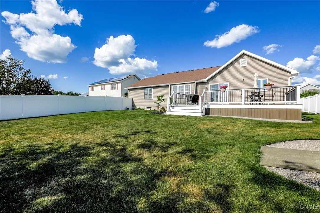 3 Crown Lane, Whitestown, New York 13492, Whitestown, New York 13492, 3 Bedrooms Bedrooms, 5 Rooms Rooms,2 BathroomsBathrooms,Residential,Closed,3 Crown Lane, Whitestown, New York 13492,0,S1635728