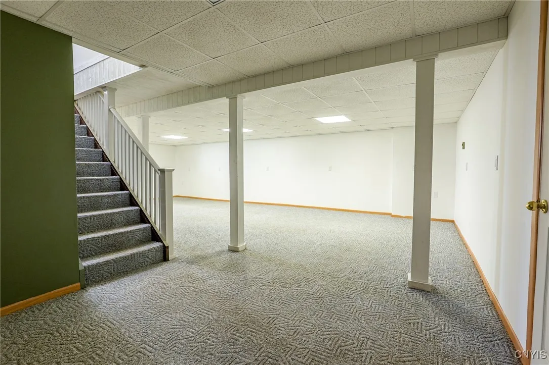 3 Crown Lane, Whitestown, New York 13492, Whitestown, New York 13492, 3 Bedrooms Bedrooms, 5 Rooms Rooms,2 BathroomsBathrooms,Residential,Closed,3 Crown Lane, Whitestown, New York 13492,0,S1635728