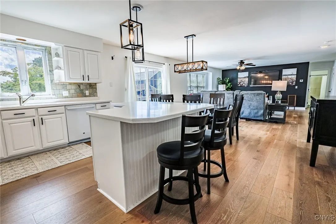 3 Crown Lane, Whitestown, New York 13492, Whitestown, New York 13492, 3 Bedrooms Bedrooms, 5 Rooms Rooms,2 BathroomsBathrooms,Residential,Closed,3 Crown Lane, Whitestown, New York 13492,0,S1635728