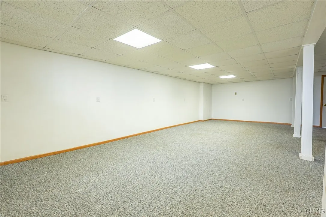 3 Crown Lane, Whitestown, New York 13492, Whitestown, New York 13492, 3 Bedrooms Bedrooms, 5 Rooms Rooms,2 BathroomsBathrooms,Residential,Closed,3 Crown Lane, Whitestown, New York 13492,0,S1635728