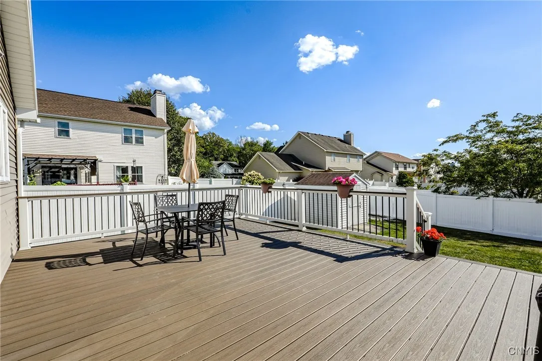 3 Crown Lane, Whitestown, New York 13492, Whitestown, New York 13492, 3 Bedrooms Bedrooms, 5 Rooms Rooms,2 BathroomsBathrooms,Residential,Closed,3 Crown Lane, Whitestown, New York 13492,0,S1635728