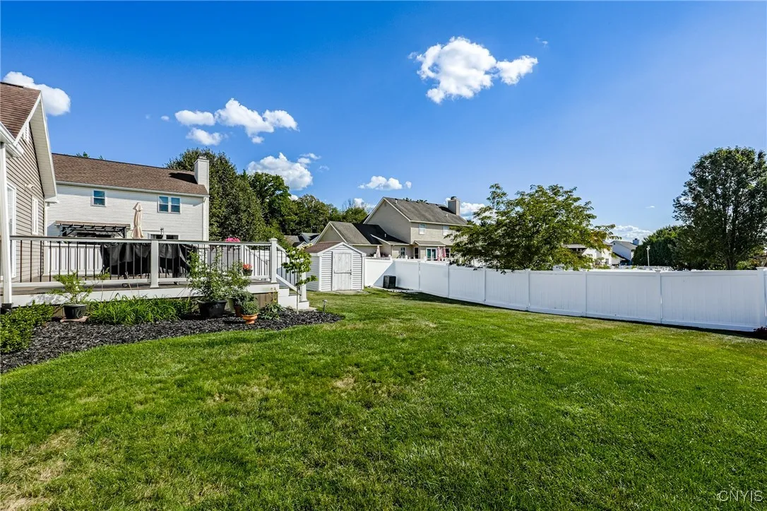 3 Crown Lane, Whitestown, New York 13492, Whitestown, New York 13492, 3 Bedrooms Bedrooms, 5 Rooms Rooms,2 BathroomsBathrooms,Residential,Closed,3 Crown Lane, Whitestown, New York 13492,0,S1635728