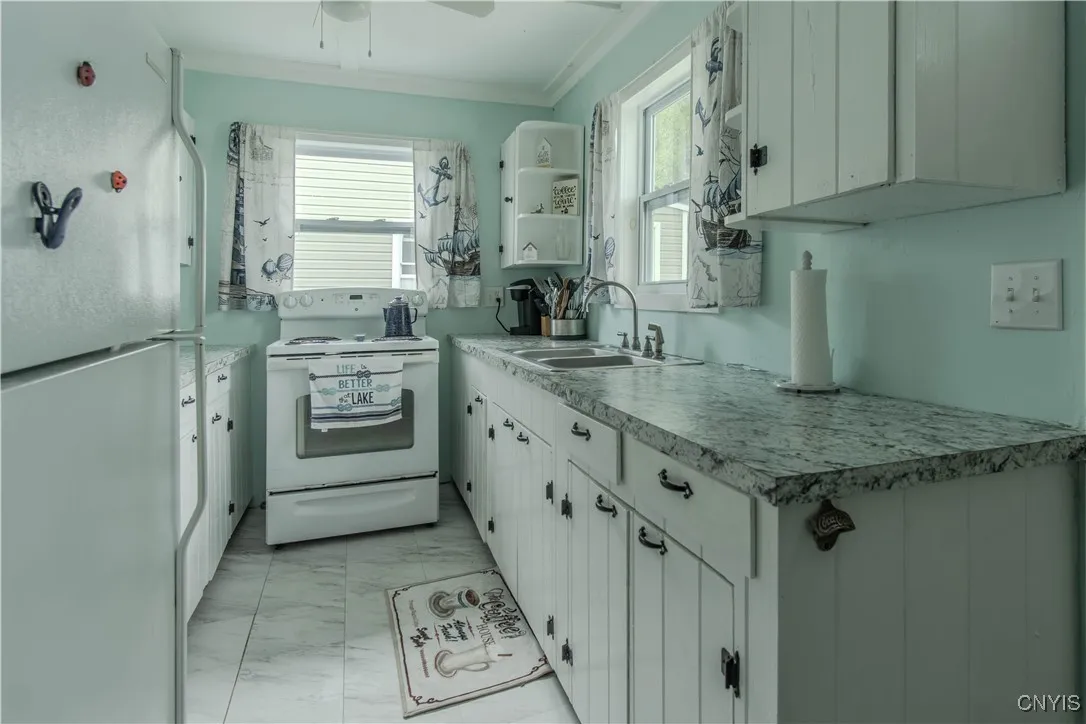 18121 Howe Shore Drive, Hounsfield, New York 13685, Hounsfield, New York 13685, 3 Bedrooms Bedrooms, 6 Rooms Rooms,1 BathroomBathrooms,Residential,For Sale,18121 Howe Shore Drive, Hounsfield, New York 13685,0,S1635674