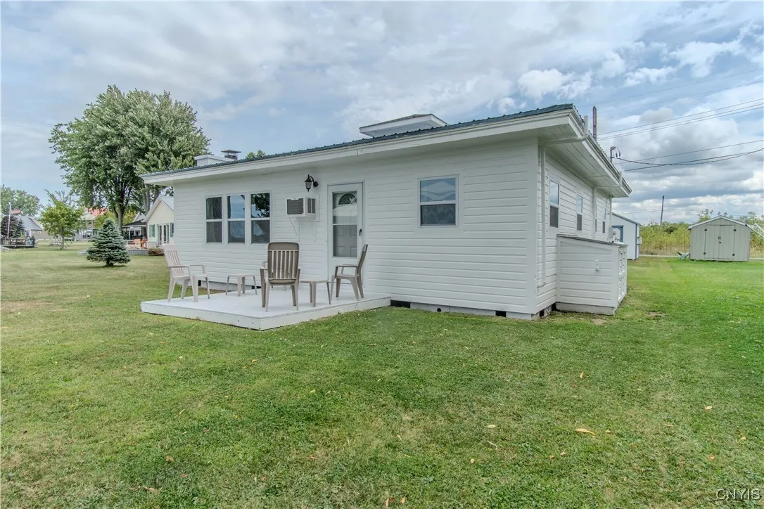 18121 Howe Shore Drive, Hounsfield, New York 13685, Hounsfield, New York 13685, 3 Bedrooms Bedrooms, 6 Rooms Rooms,1 BathroomBathrooms,Residential,For Sale,18121 Howe Shore Drive, Hounsfield, New York 13685,0,S1635674