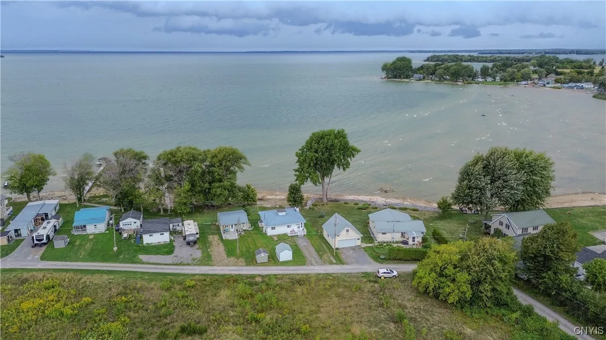 18121 Howe Shore Drive, Hounsfield, New York 13685, Hounsfield, New York 13685, 3 Bedrooms Bedrooms, 6 Rooms Rooms,1 BathroomBathrooms,Residential,For Sale,18121 Howe Shore Drive, Hounsfield, New York 13685,0,S1635674