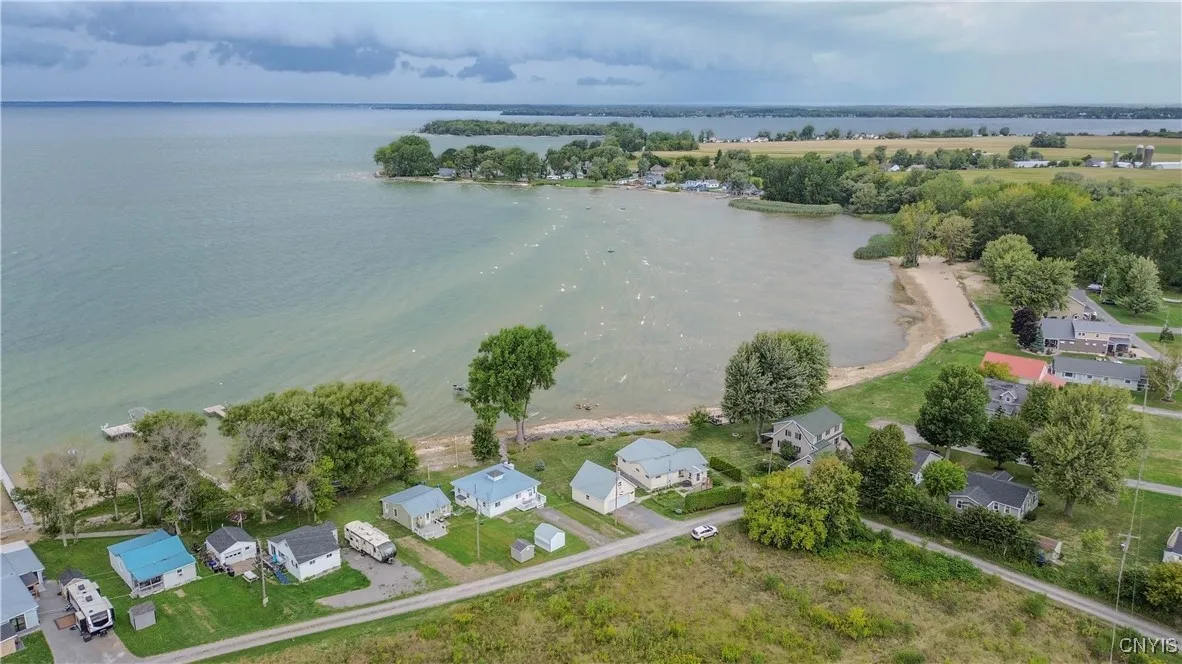 18121 Howe Shore Drive, Hounsfield, New York 13685, Hounsfield, New York 13685, 3 Bedrooms Bedrooms, 6 Rooms Rooms,1 BathroomBathrooms,Residential,For Sale,18121 Howe Shore Drive, Hounsfield, New York 13685,0,S1635674