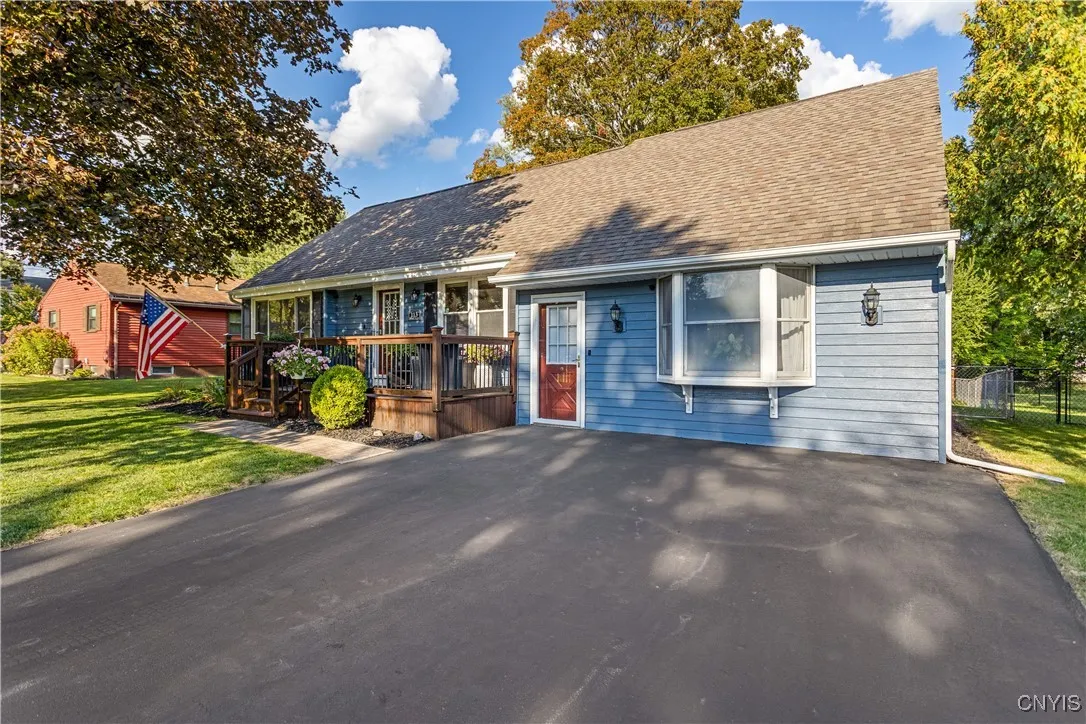 113 Stillwell Terrace, Manlius, New York 13057, Manlius, New York 13057, 3 Bedrooms Bedrooms, 7 Rooms Rooms,2 BathroomsBathrooms,Residential,Closed,113 Stillwell Terrace, Manlius, New York 13057,0,S1634801