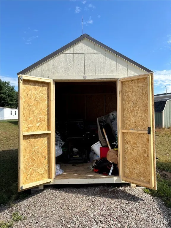 Shed