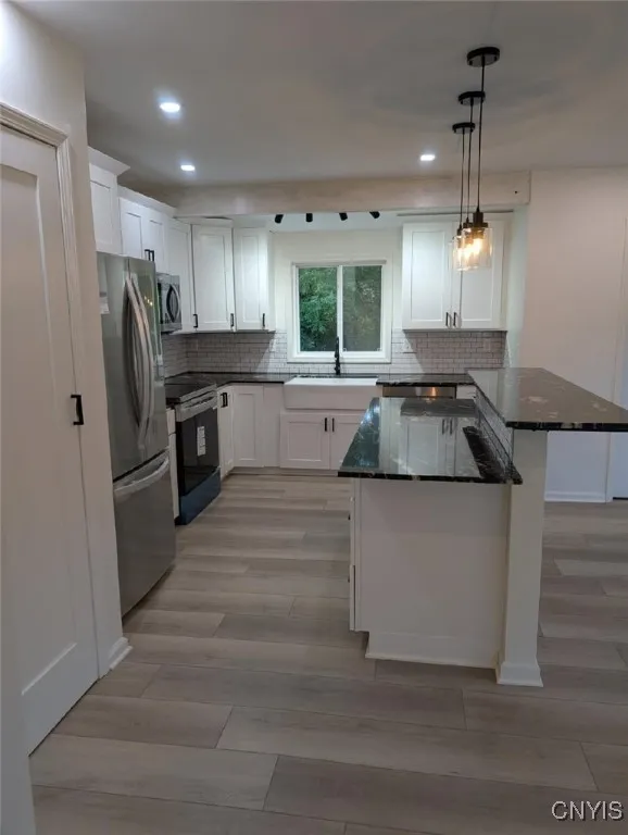 315 Hillside Drive, Whitestown, New York 13424, Whitestown, New York 13424, 4 Bedrooms Bedrooms, 8 Rooms Rooms,3 BathroomsBathrooms,Residential,For Sale,315 Hillside Drive, Whitestown, New York 13424,0,S1635761