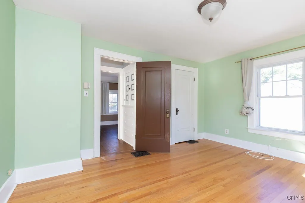 101 Mackay Avenue, Camillus, New York 13219, Camillus, New York 13219, 3 Bedrooms Bedrooms, 8 Rooms Rooms,1 BathroomBathrooms,Residential,For Sale,101 Mackay Avenue, Camillus, New York 13219,0,S1632820