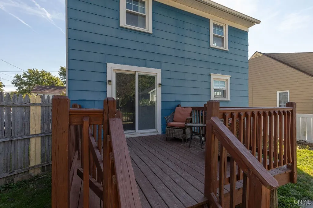 101 Mackay Avenue, Camillus, New York 13219, Camillus, New York 13219, 3 Bedrooms Bedrooms, 8 Rooms Rooms,1 BathroomBathrooms,Residential,For Sale,101 Mackay Avenue, Camillus, New York 13219,0,S1632820