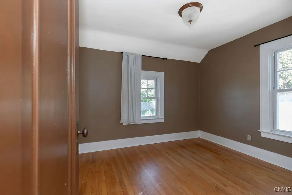 101 Mackay Avenue, Camillus, New York 13219, Camillus, New York 13219, 3 Bedrooms Bedrooms, 8 Rooms Rooms,1 BathroomBathrooms,Residential,For Sale,101 Mackay Avenue, Camillus, New York 13219,0,S1632820